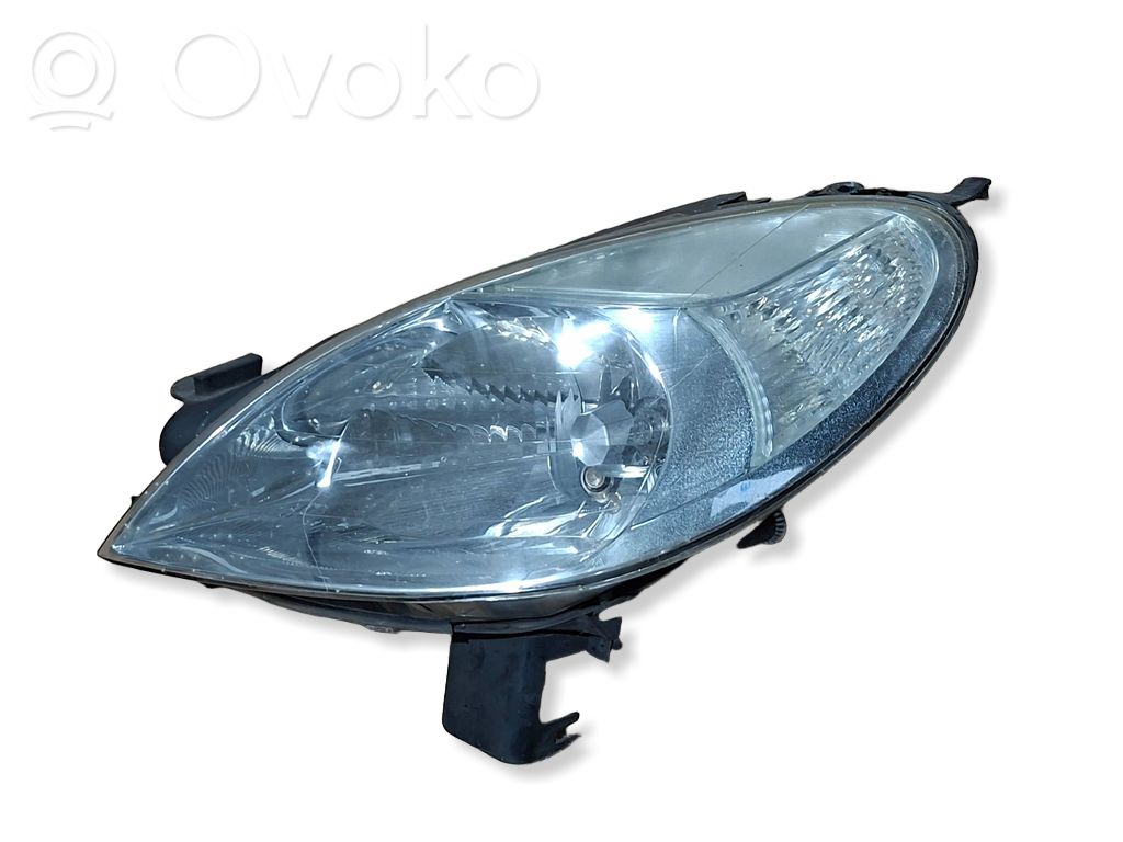 Citroen Xsara Picasso Lampa przednia 