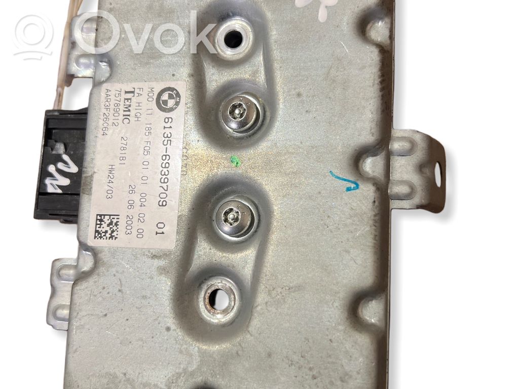 Unité de commande module de porte   6939709