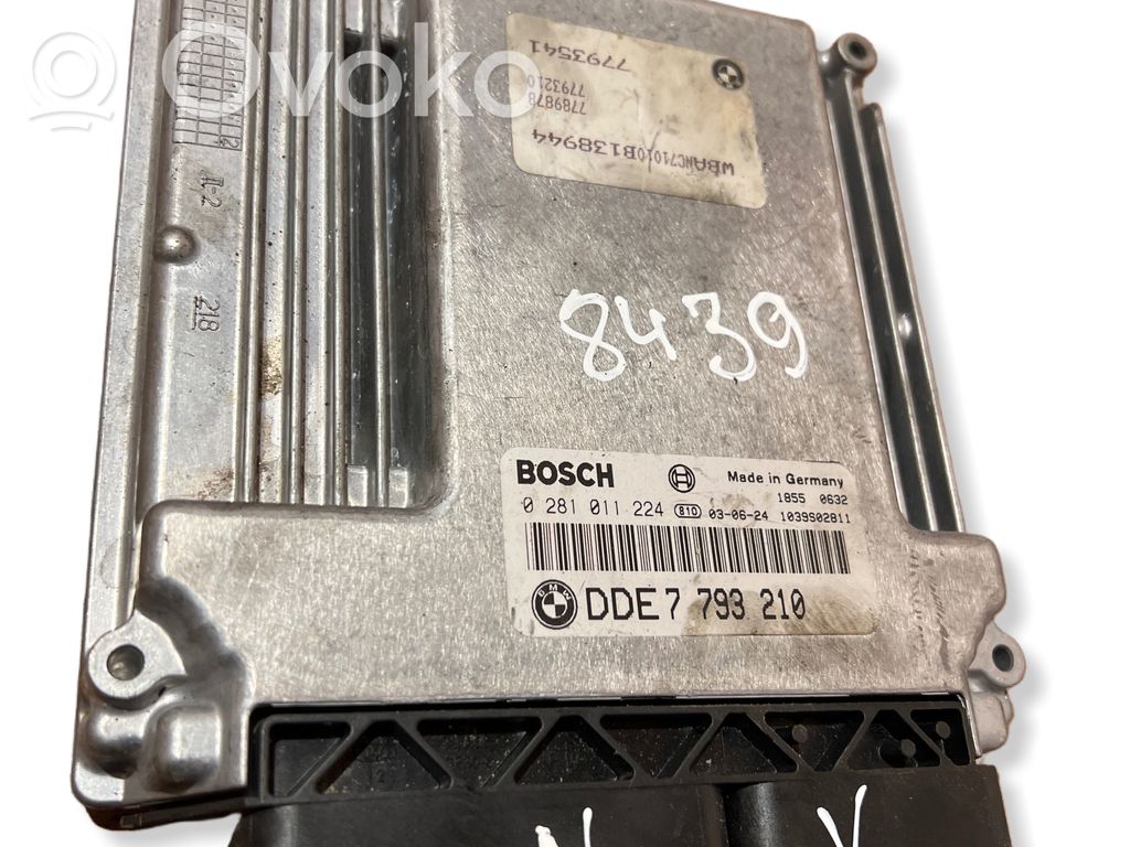 BMW 5 E60 E61 Engine control unit/module 