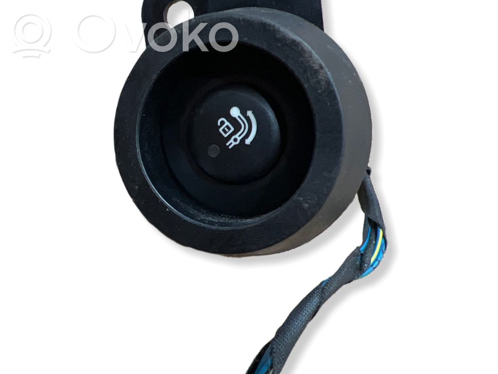 BMW 5 E60 E61 Switch for retractable tow bar 
