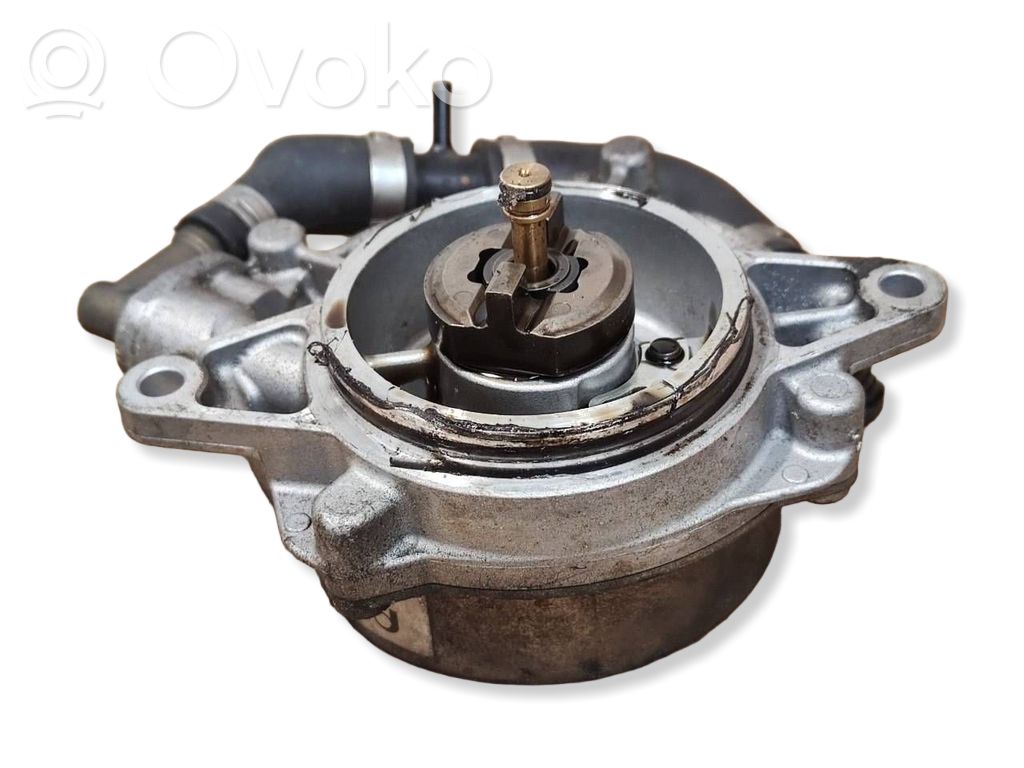 Audi A4 S4 B7 8E 8H Pompe à vide 