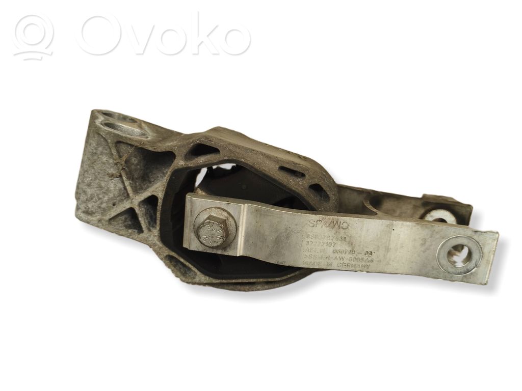 Volvo XC40 Engine mount bracket 