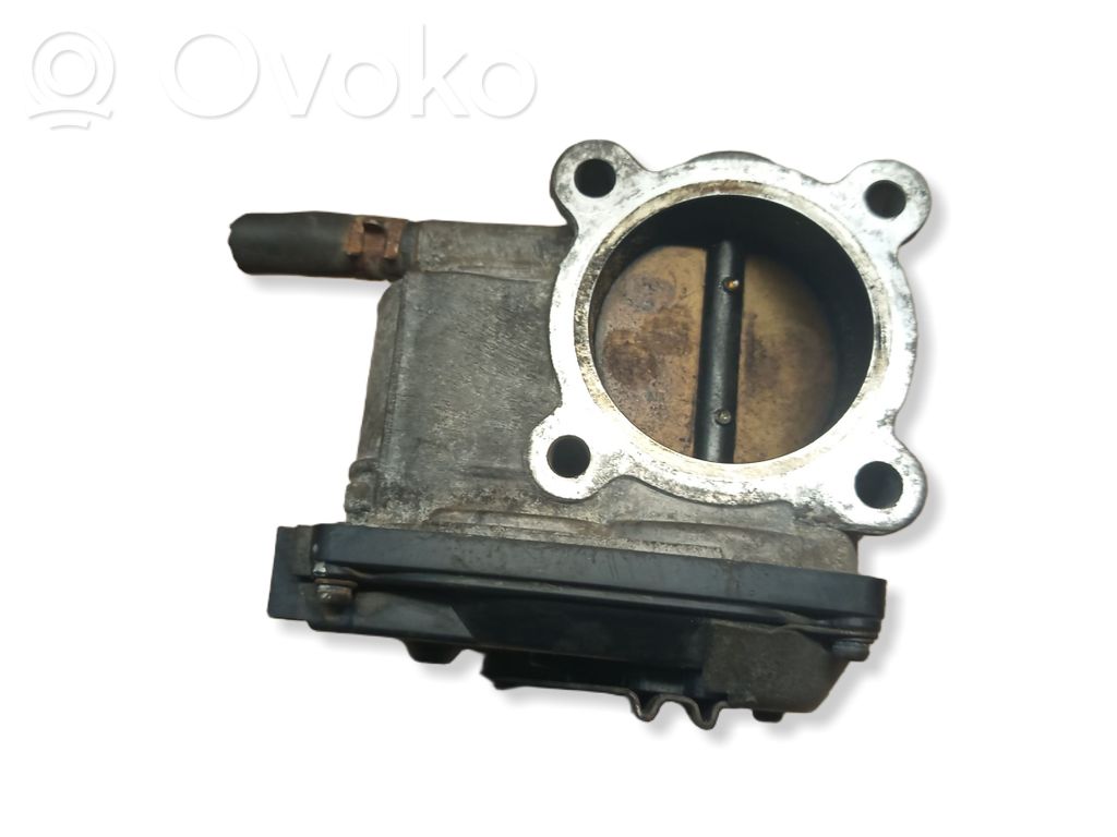 Throttle valve   EAC60020