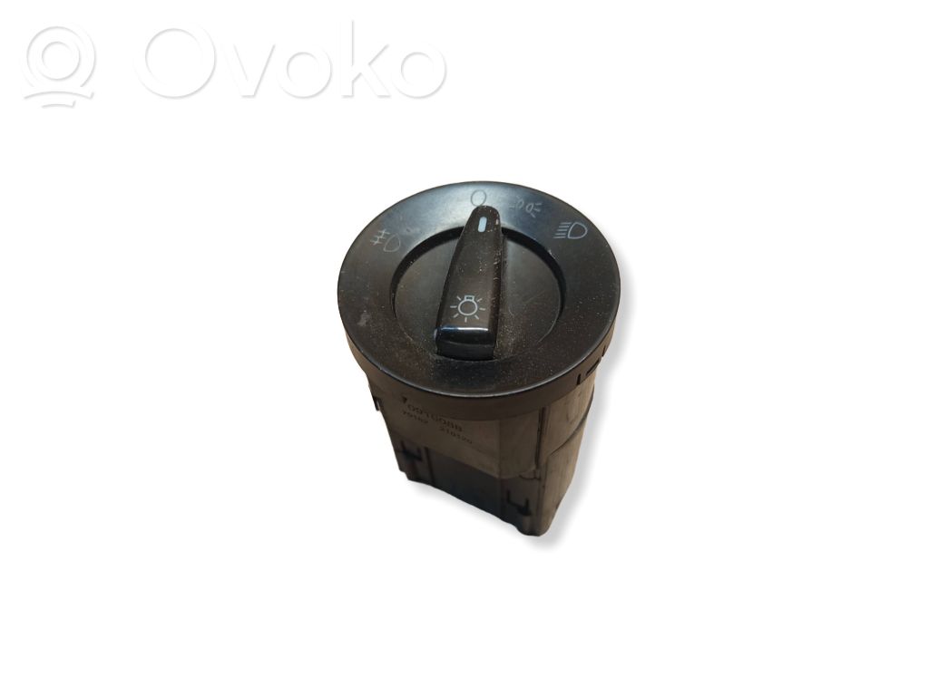 Przełącznik świateł   70162,70162210125,0916088,210125