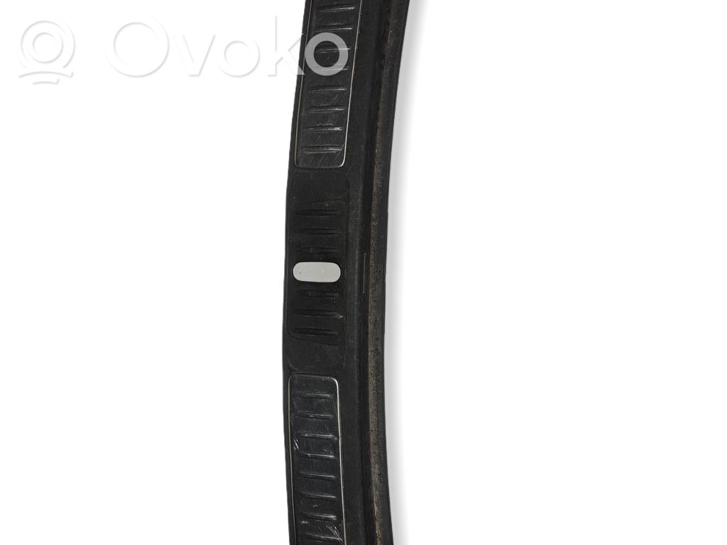 Toyota Avensis T270 Rivestimento di protezione sottoporta del bagagliaio/baule 