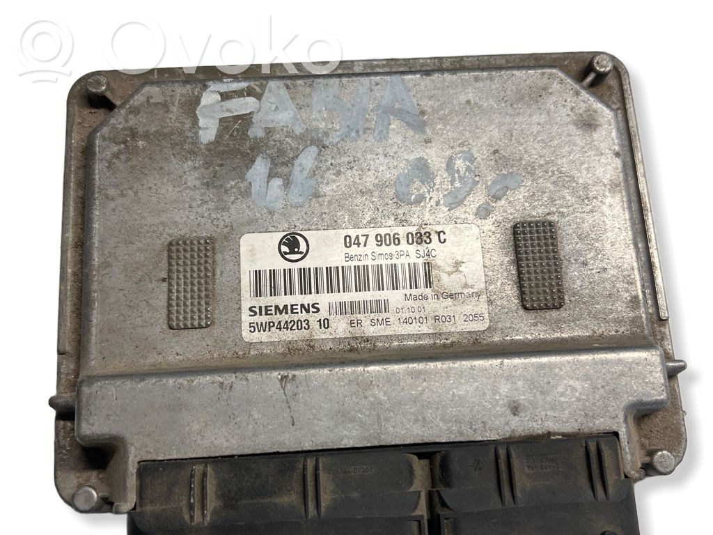Skoda Fabia Mk2 (5J) Sterownik / Moduł ECU 
