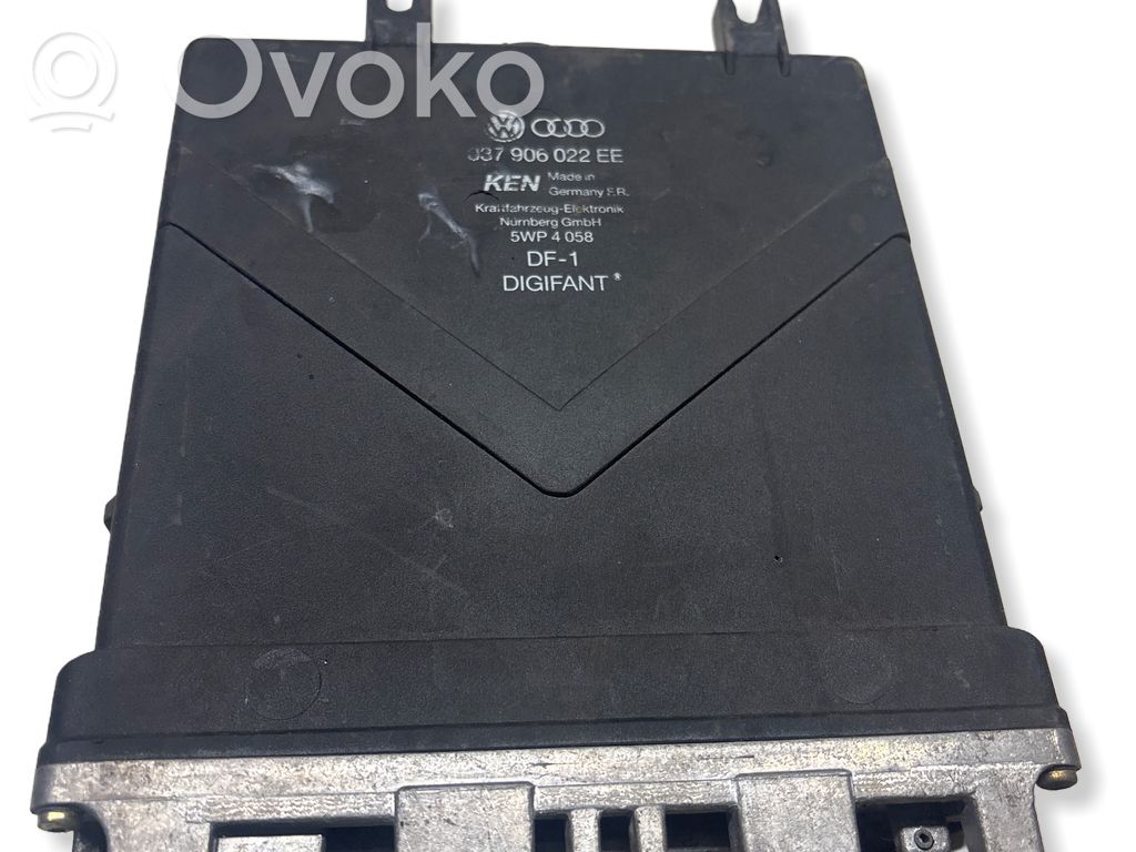 Audi 80 90 S2 B4 Engine control unit/module 