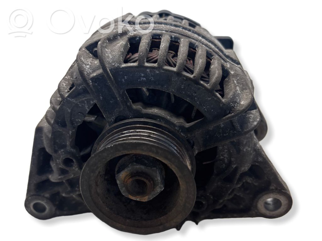 Volkswagen PASSAT B5.5 Alternador 