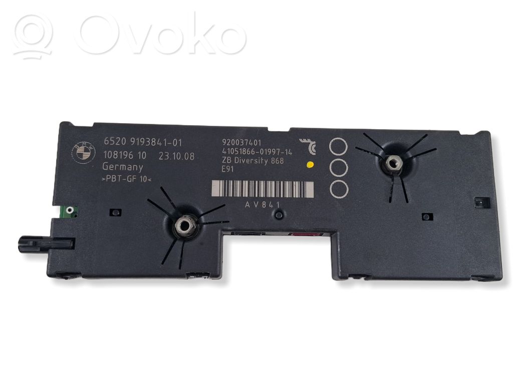 BMW 3 E90 E91 Antenos stiprintuvas 