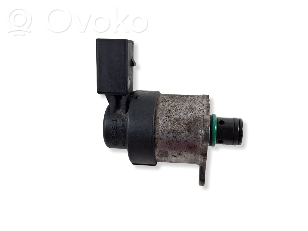 BMW 3 E90 E91 Fuel pressure sensor 