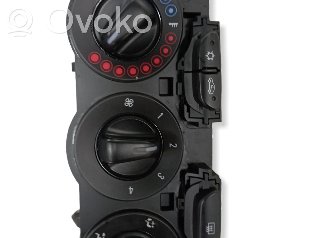 Opel Corsa D Climate control unit 