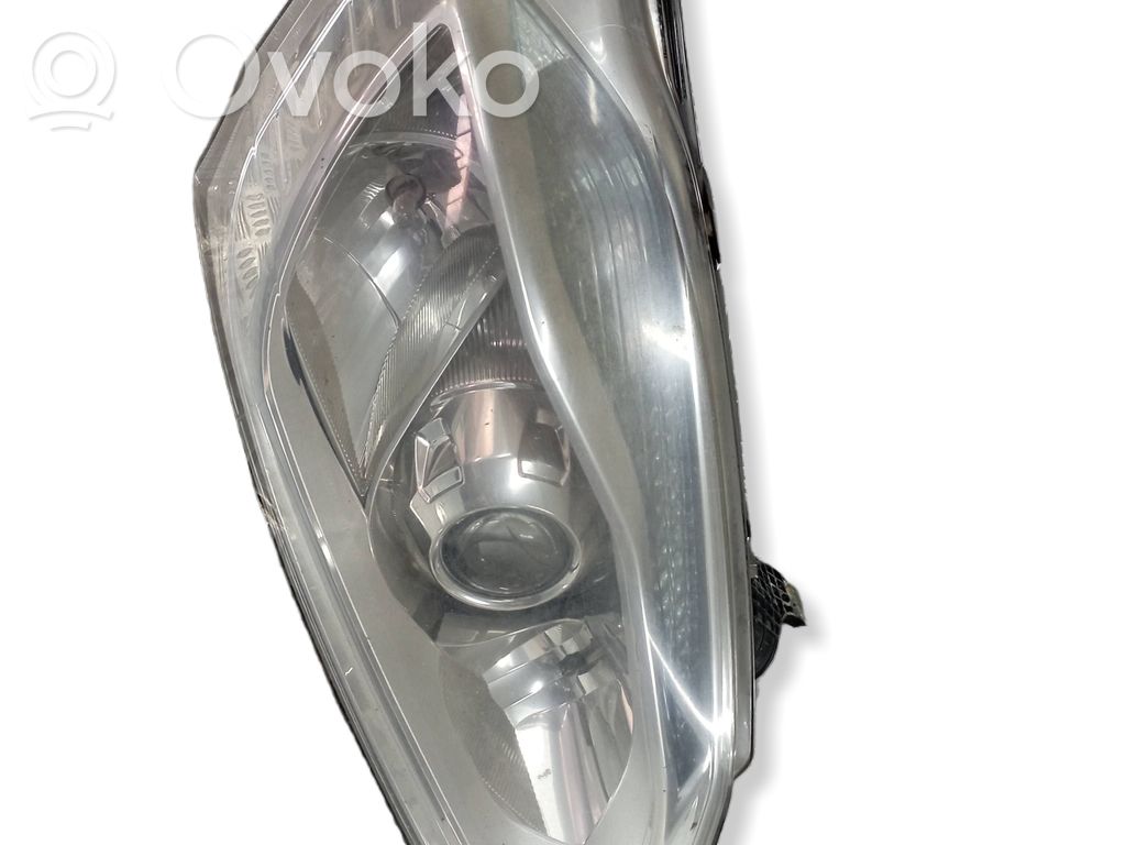 Ford Transit Custom Headlight/headlamp 