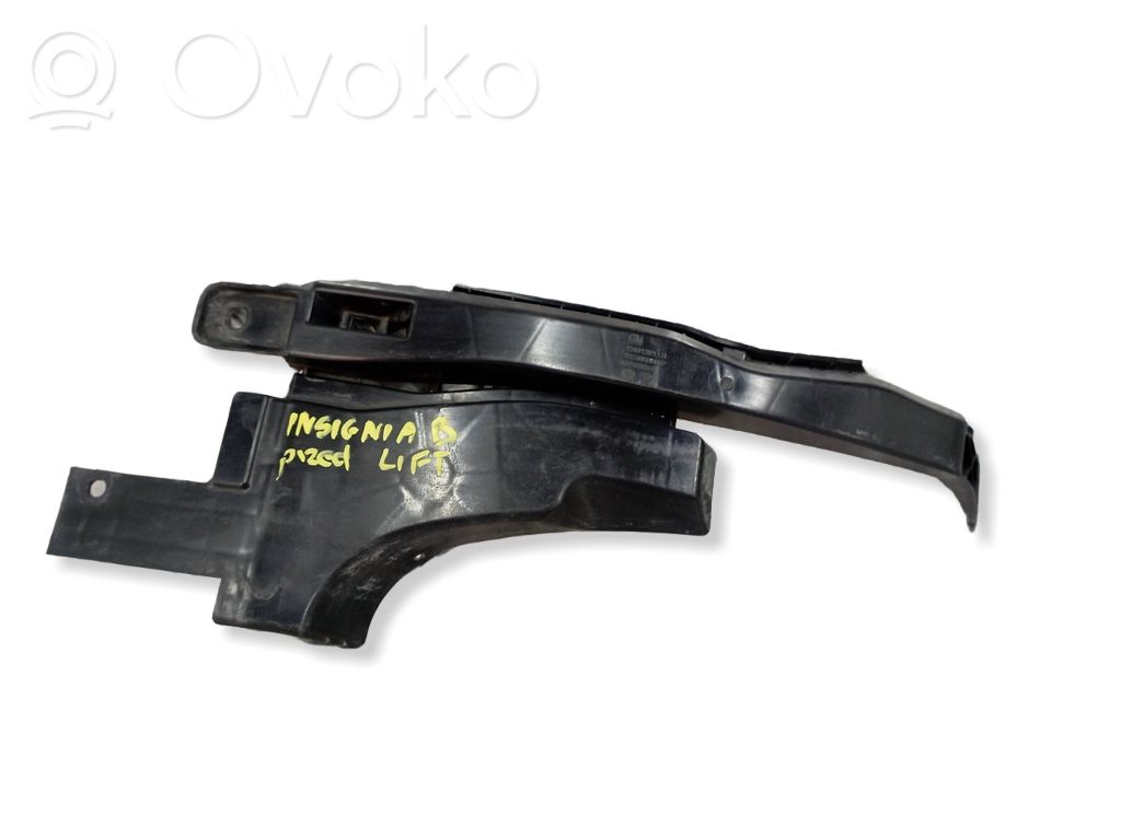 Opel Insignia B Front bumper mounting bracket 