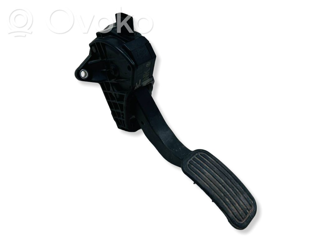 Akceleratoriaus pedalas   7811002211