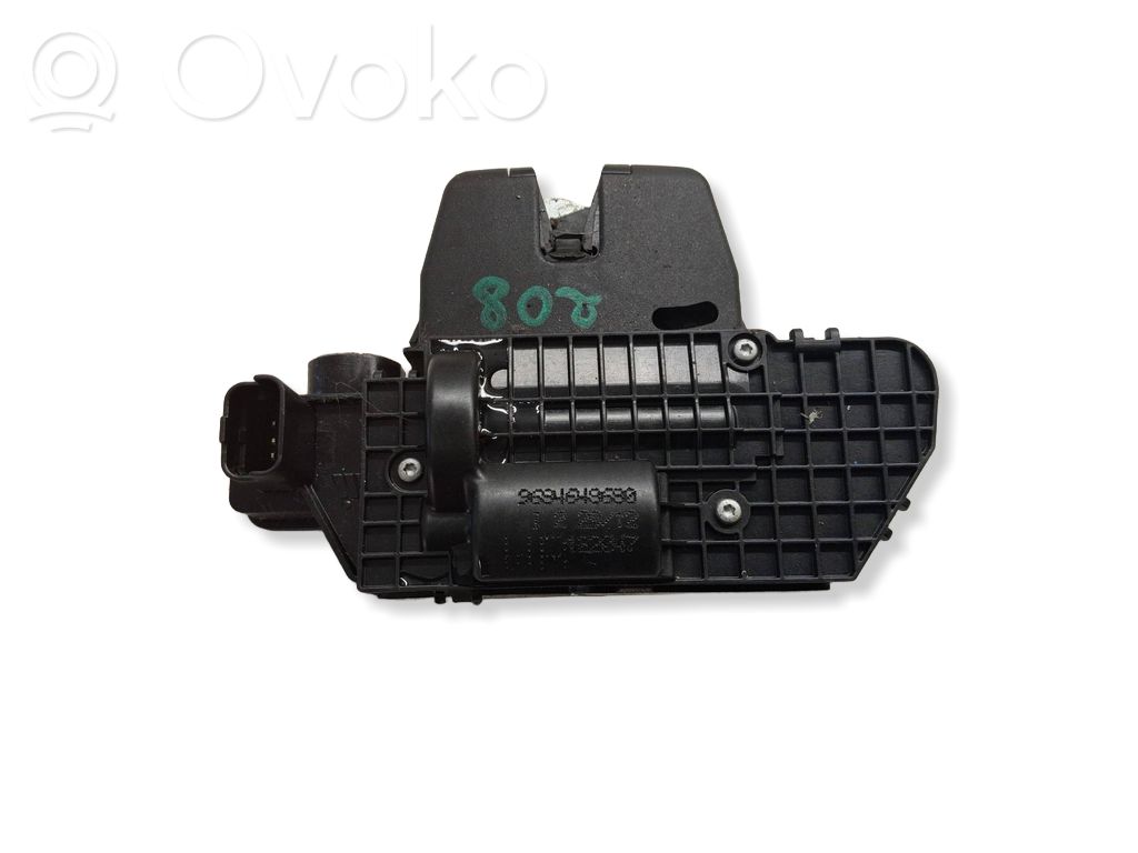 Peugeot 208 II Tailgate lock latch 