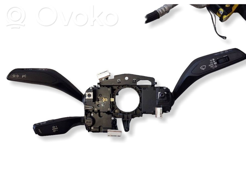 Audi Q2 - Wiper turn signal indicator stalk/switch 