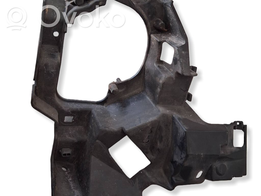 Mazda 6 Fog light bracket 
