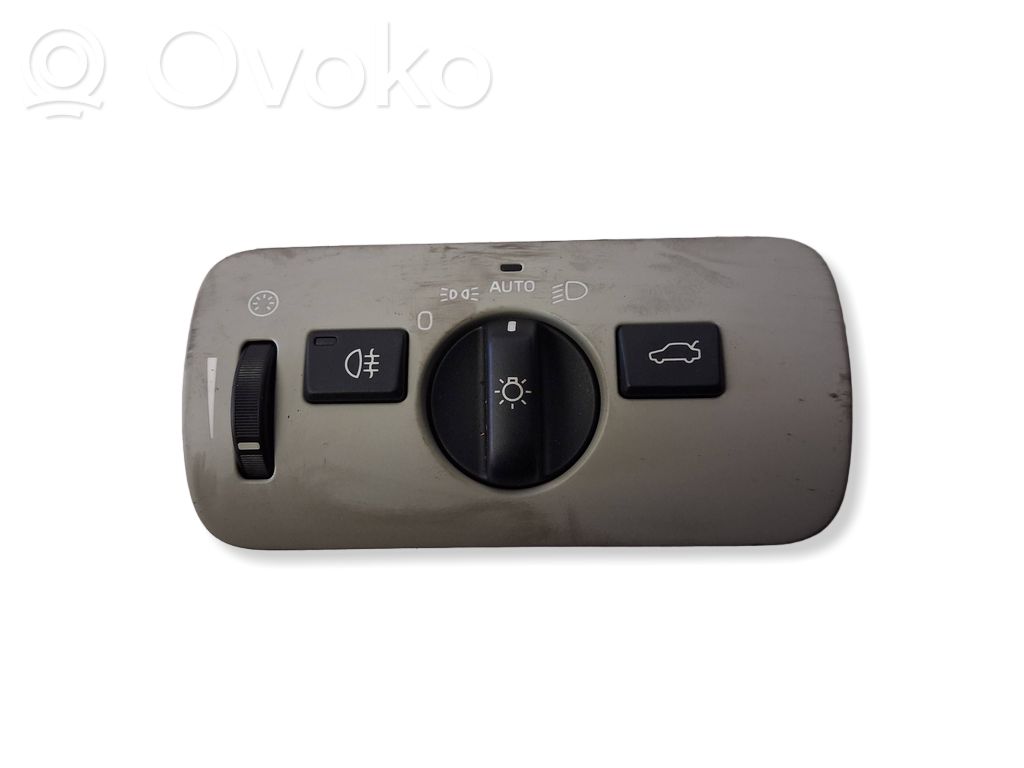 Volvo V40 Light switch 