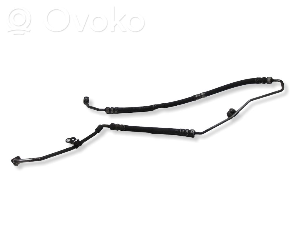 Power steering hose/pipe/line   6766141