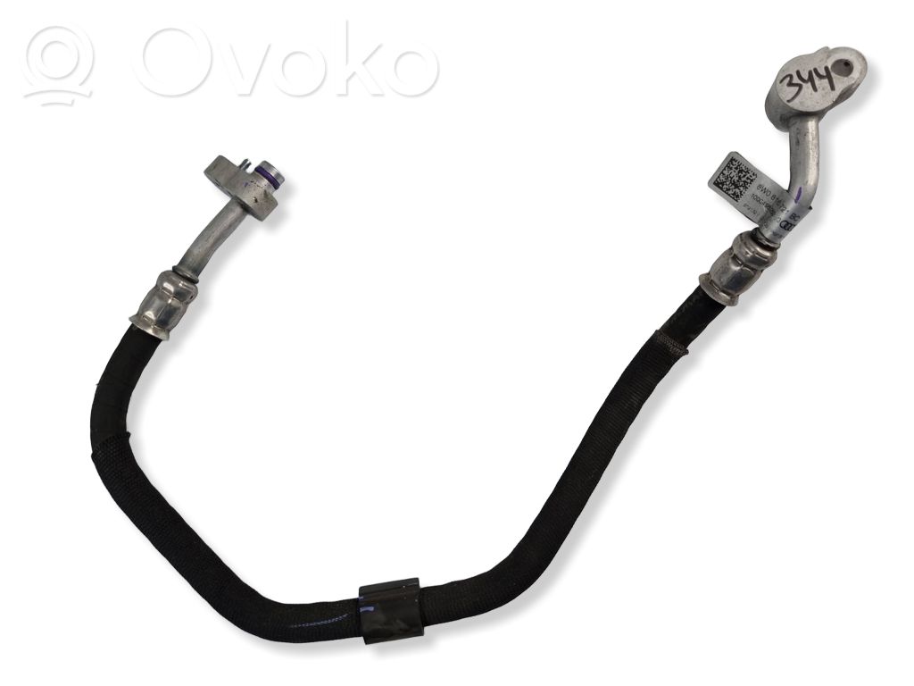Audi A4 S4 B9 8W Wąż / Przewód klimatyzacji A/C 