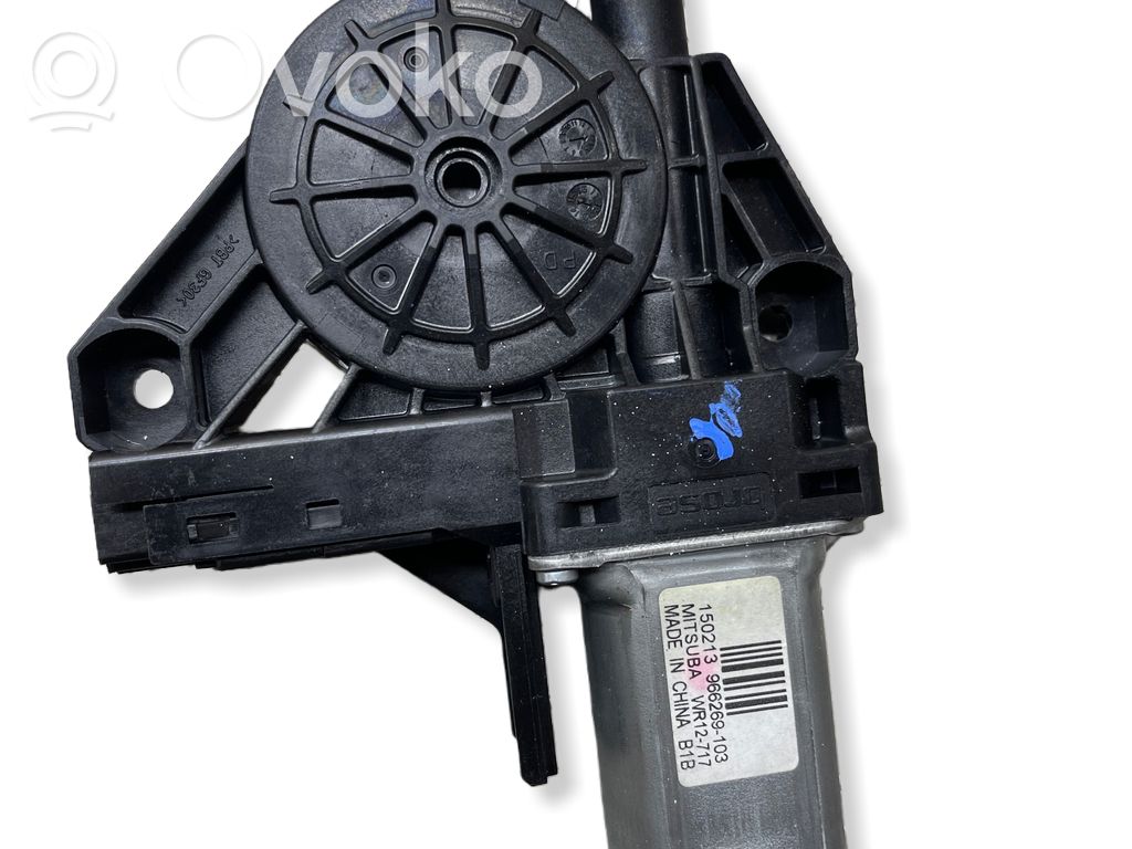 Volvo V40 Front door window regulator motor 