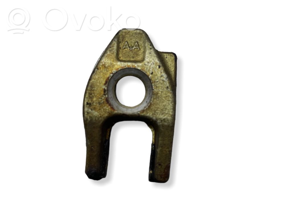 Renault Latitude (L70) Fuel Injector clamp holder 