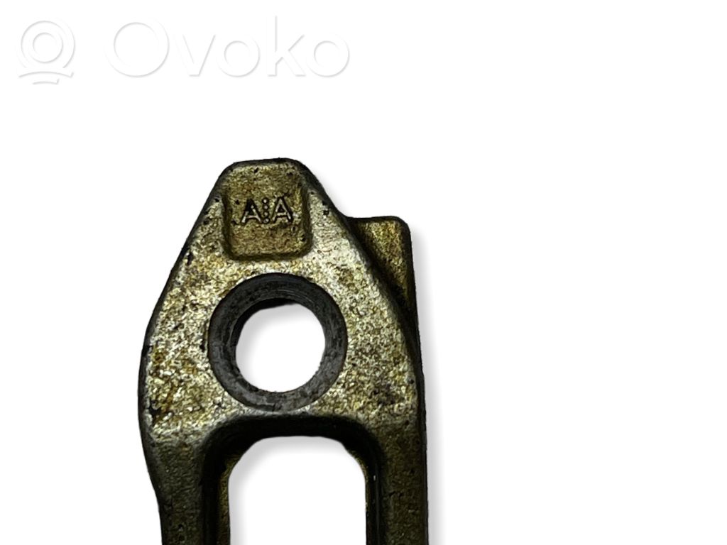 Renault Latitude (L70) Fuel Injector clamp holder 