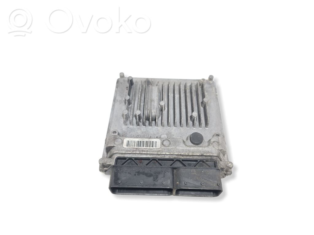 Mercedes-Benz B W246 W242 Engine control unit/module 