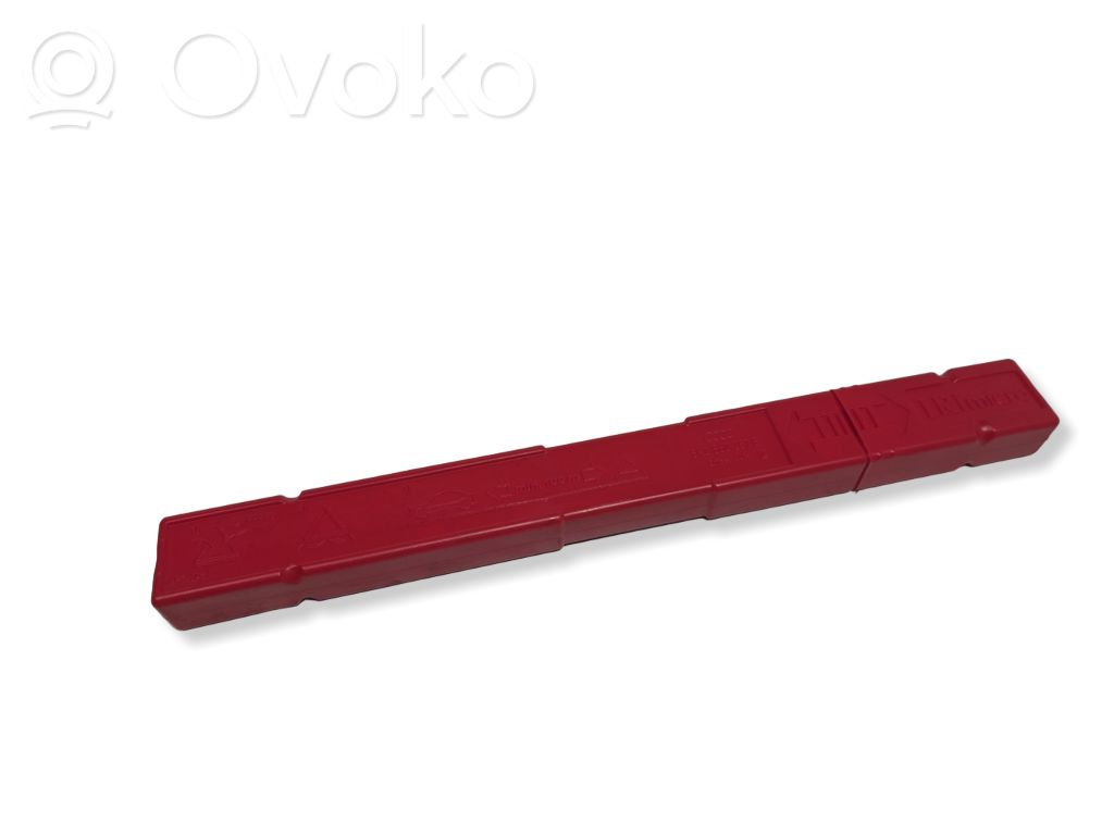 Audi A5 Varoituskolmio 