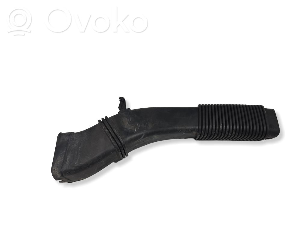 BMW 7 F01 F02 F03 F04 Gaisa ieplūdes kanāla detaļas 