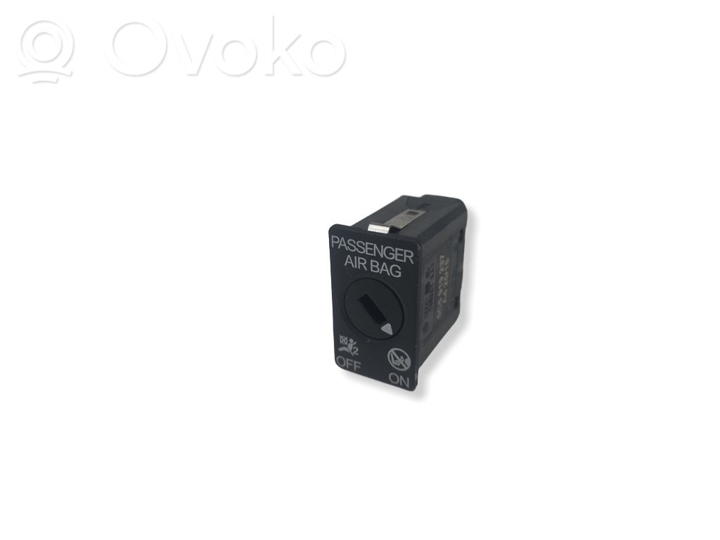 Skoda Octavia Mk3 (5E) Passenger airbag on/off switch 