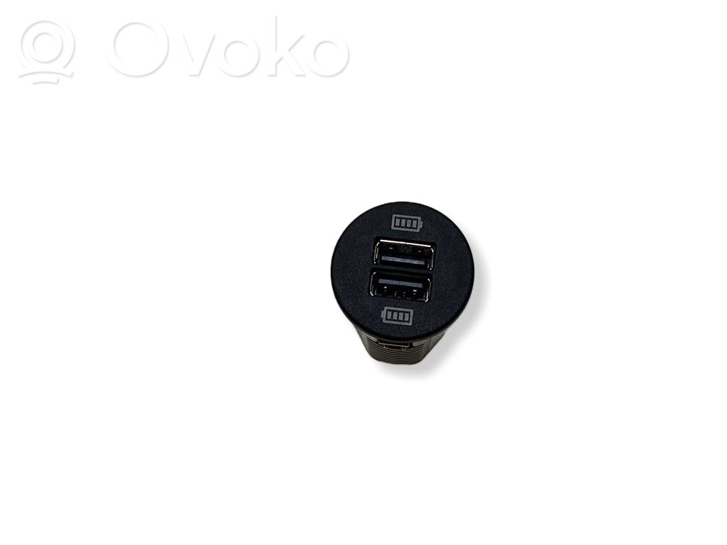 Porsche Macan (95B) Enchufe conector USB 