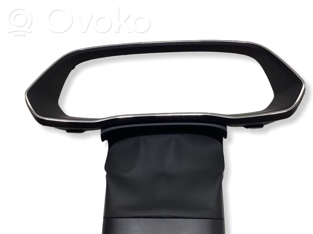 Skoda Octavia Mk4 Rivestimento del piantone del volante 