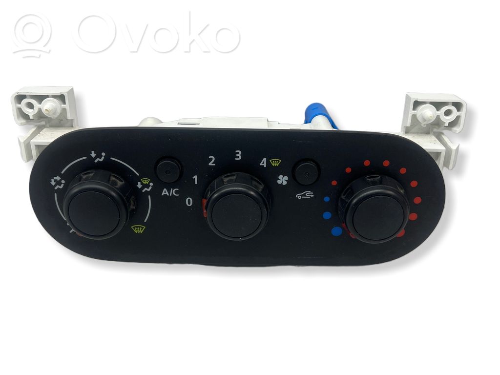 Renault Trafic III (X82) Climate control unit 