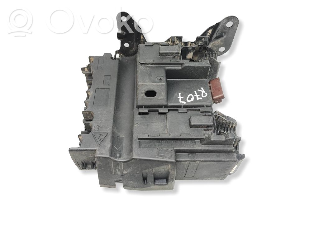 Fuse module   9675350180,9C44A0N3I733,9802095580,22661F01,9802095480