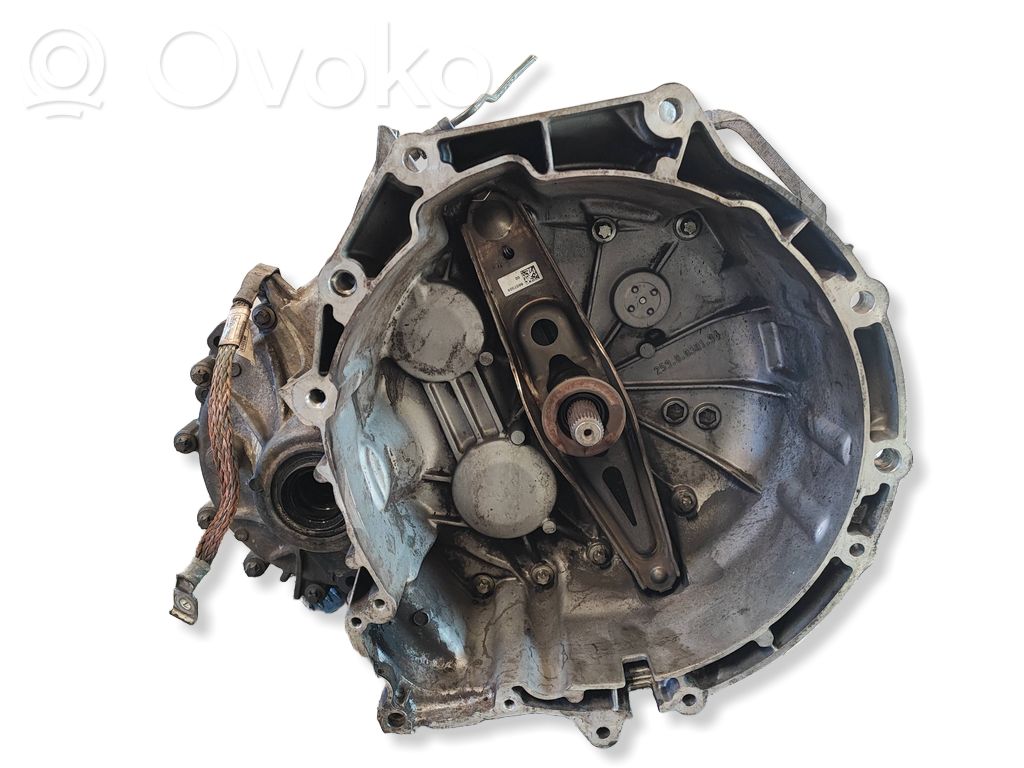 Mini One - Cooper F56 F55 Mechaninė 6 pavarų dėžė 