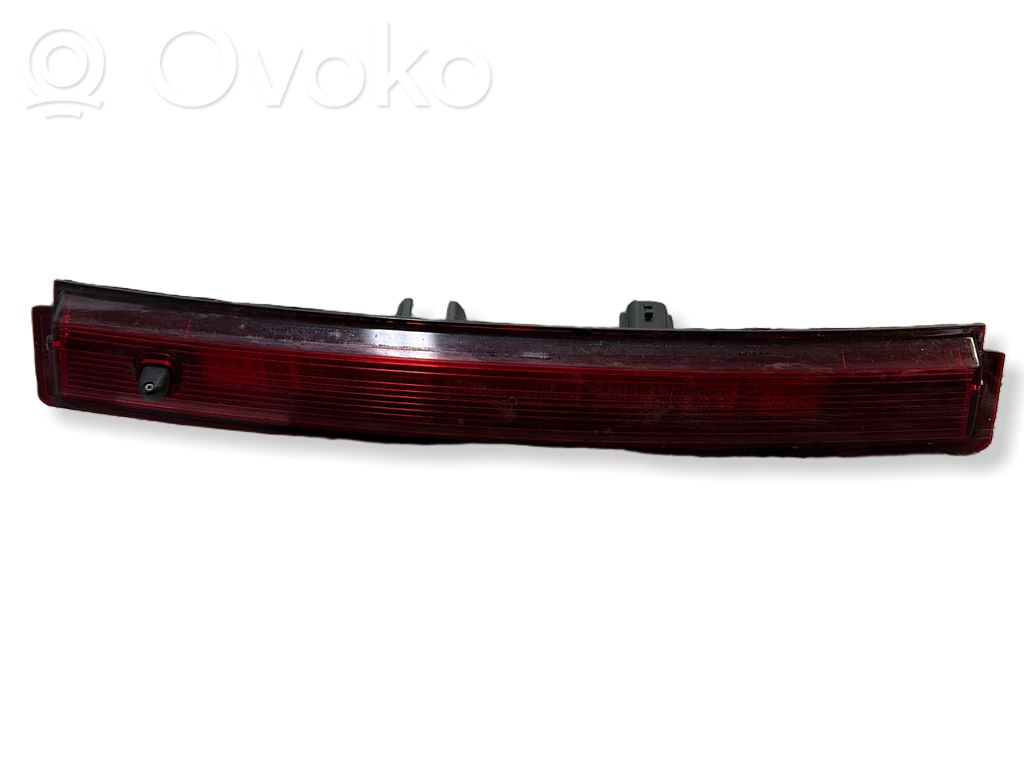 Renault Clio IV Third/center stoplight 