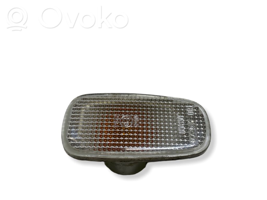 Toyota Corolla Verso E121 Front fender indicator light 