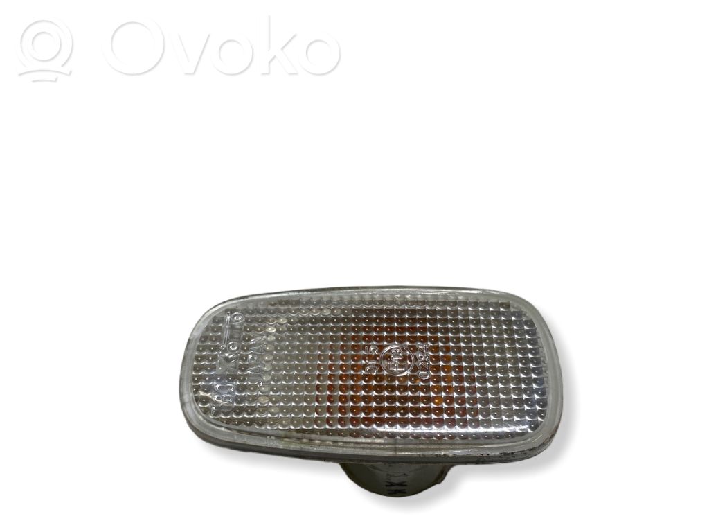 Toyota Corolla Verso E121 Front fender indicator light 