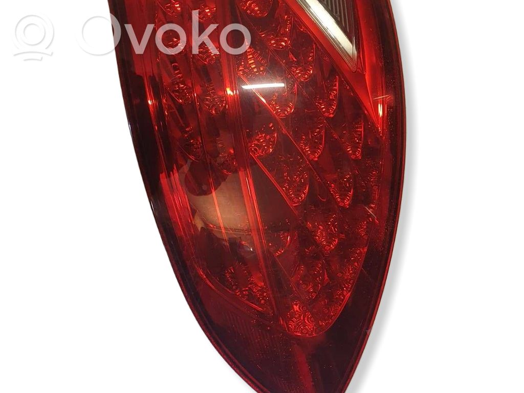 Porsche Cayenne (92A) Luci posteriori 