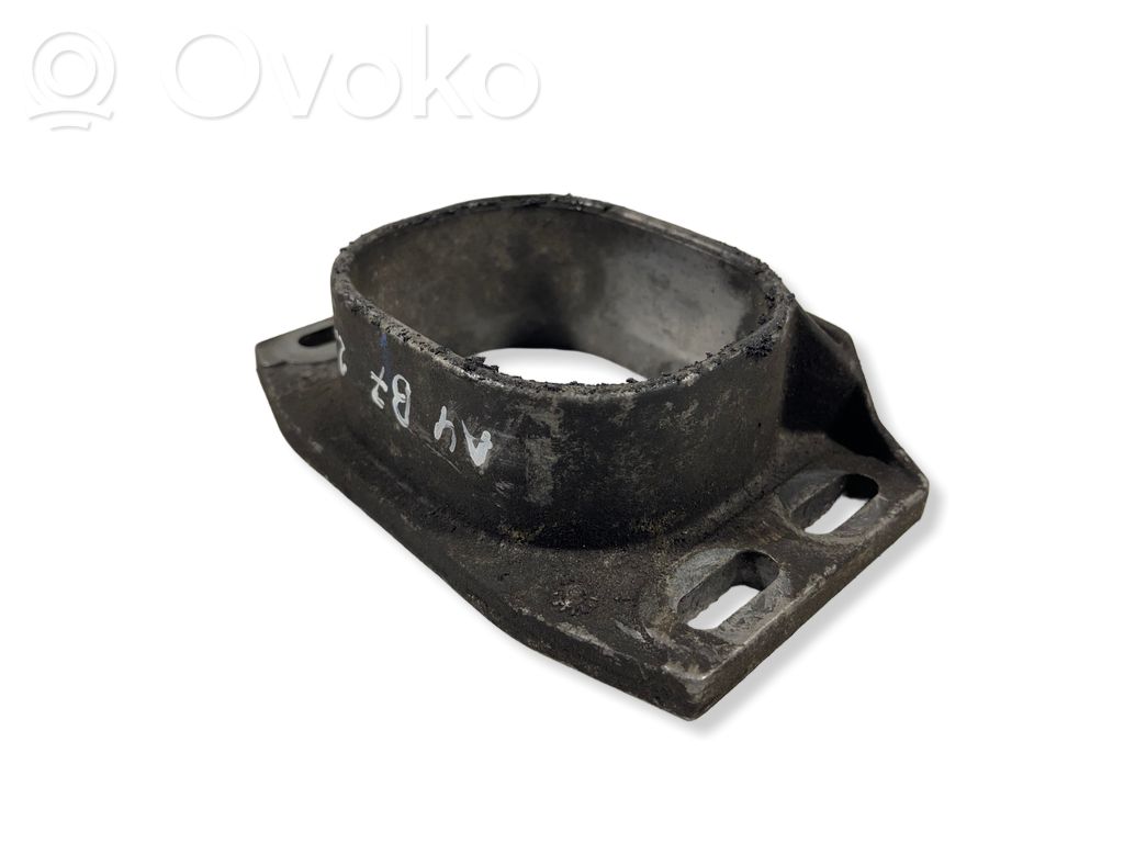 Audi A4 S4 B7 8E 8H Engine mounting bracket 