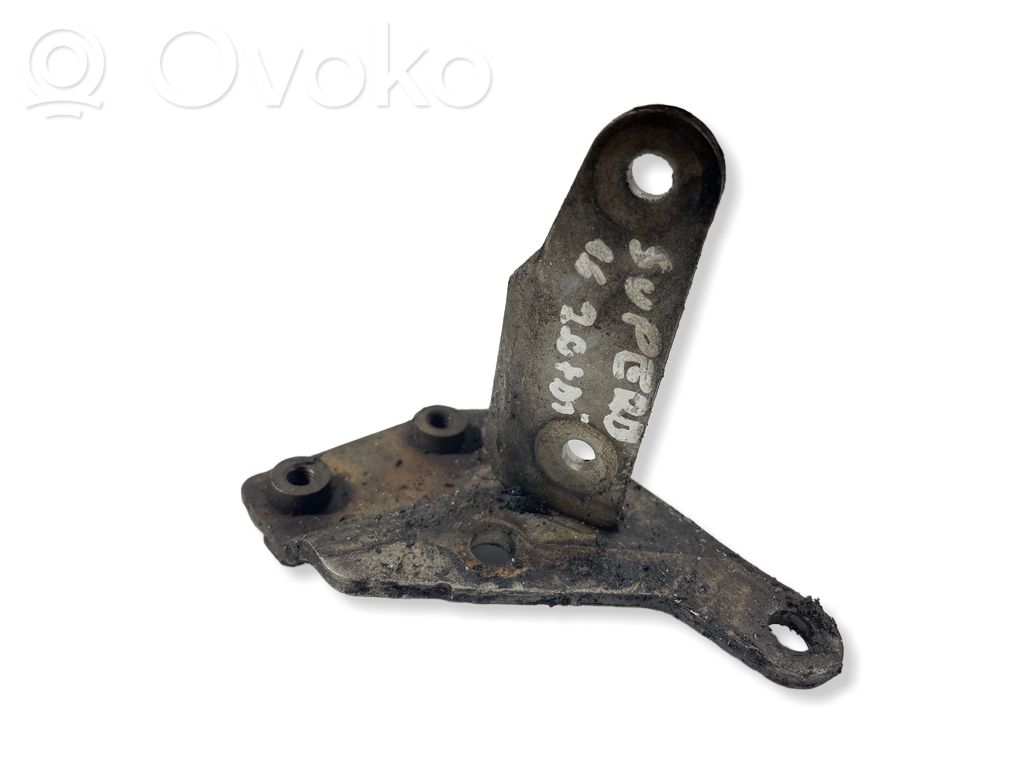 Mocowanie / Uchwyt tłumika   04L131561J,01S3T