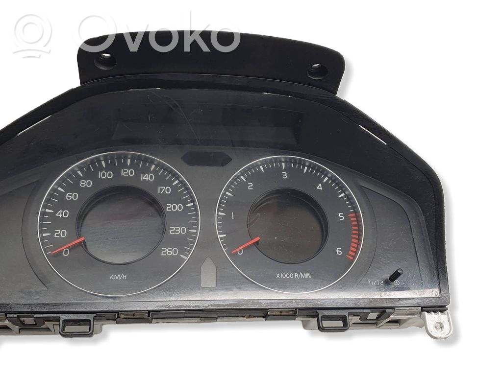 Volvo V70 Licznik / Prędkościomierz 