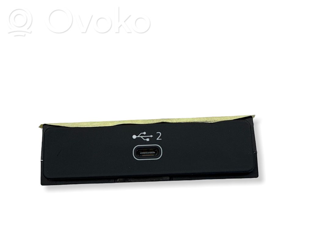 Audi A4 S4 B9 8W USB socket connector 