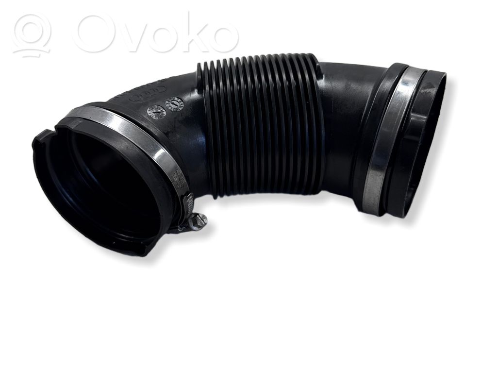 Audi A4 S4 B9 8W Conductă/furtun admisie aer 