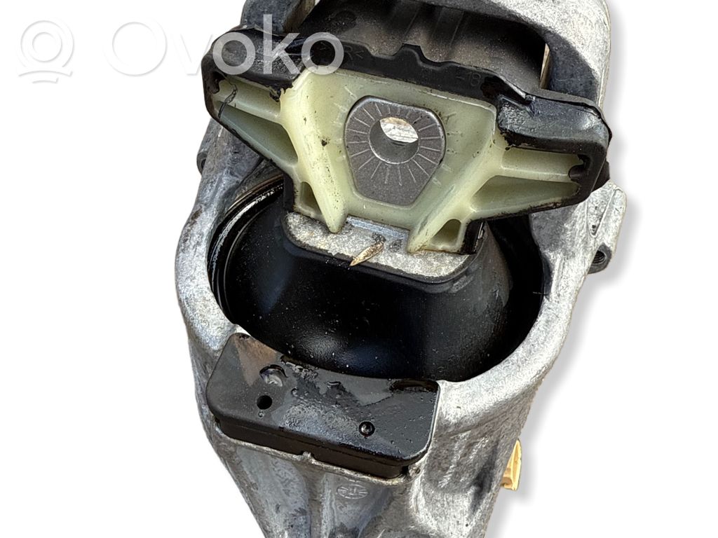 Audi A4 S4 B9 8W Engine mount bracket 