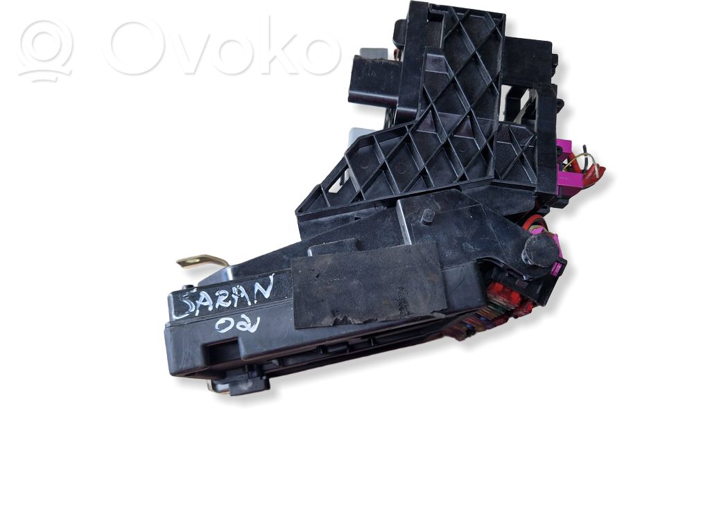 Ford Galaxy Fuse module 