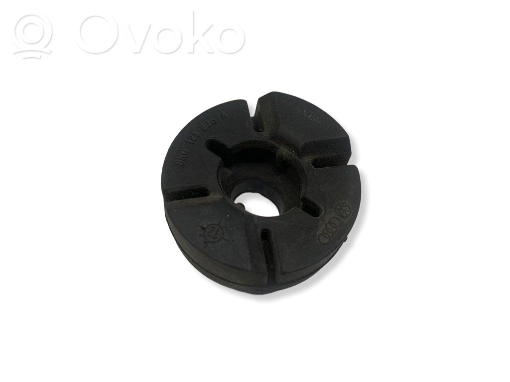Audi Q5 SQ5 8R Radiator mount bracket 