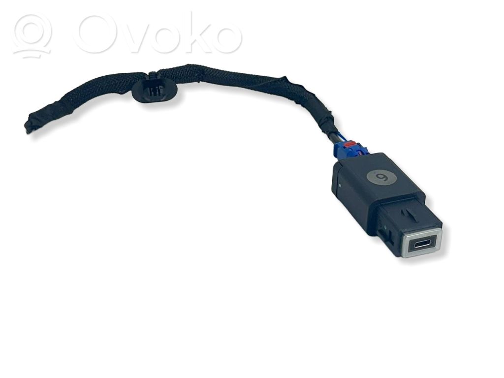 Citroen C4 III e-C4 Connecteur/prise USB 