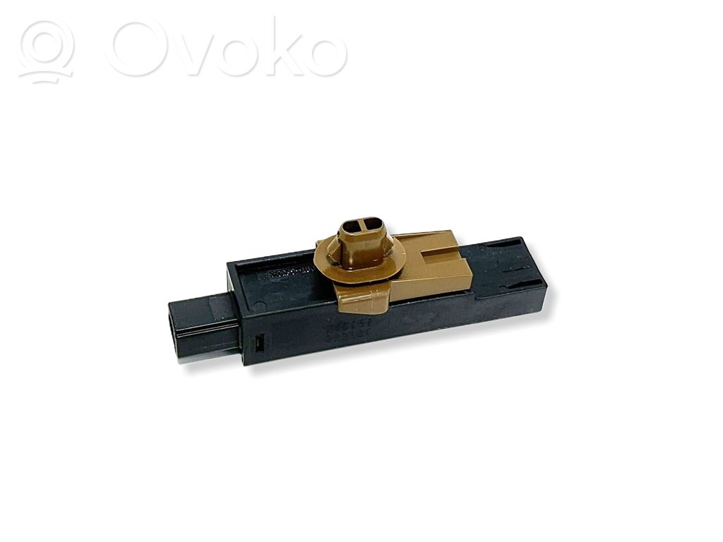 Toyota Corolla Cross Aerial antenna amplifier 